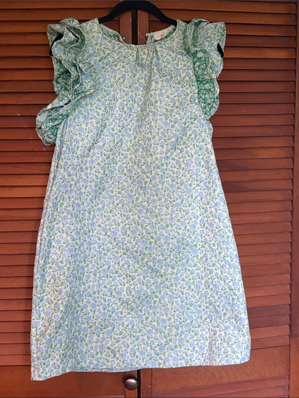 entro Light Blue and Green Floral Shift Top